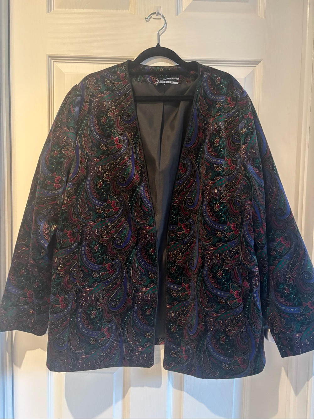 Women's Black Paisley Open-Front Blazer